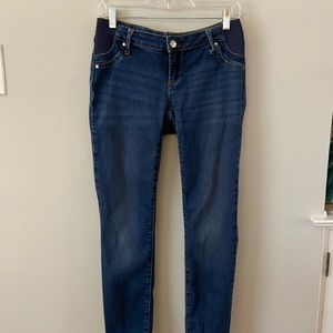 Gap true skinny maternity jeans size 27R
